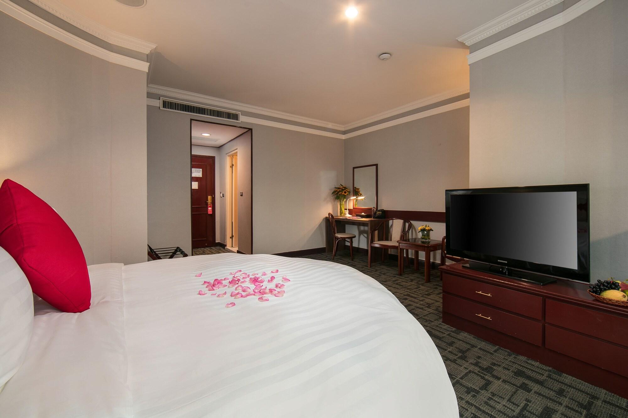 Lake Side Hotel Hanoï Extérieur photo